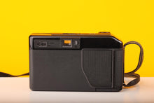 Load image into Gallery viewer, Canon Sure Shot 35mm Point and Shoot Film Camera