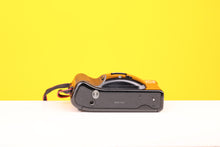 Load image into Gallery viewer, Canon Sureshot Supreme Quartz Date 35mm Point and Shoot Film Camera