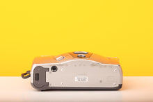 Load image into Gallery viewer, Canon Sure Shot AF-7s Vintage 35mm Film Camera Point and Shoot