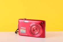 Load image into Gallery viewer, Nikon Coolpix S3300 Digital Camera