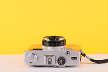 Load image into Gallery viewer, Olympus 35 RC 35mm Film Camera Rangefinder Yellow Leather Skin