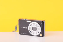 Load image into Gallery viewer, Panasonic Lumix DMC FS9 Digicam