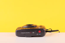 Load image into Gallery viewer, Minolta Freedom Dual C 35mm Point and Shoot Film Camera