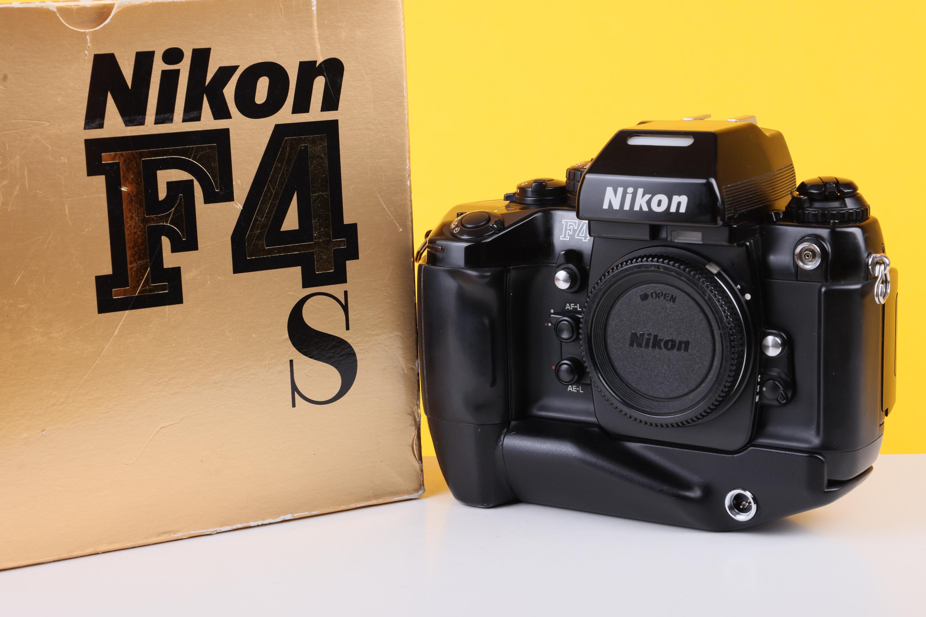 Nikon F4s 35mm SLR Film Camera Body with Nikon MB-21 Motor Winder