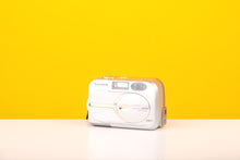 Load image into Gallery viewer, Fujifilm Finepix A204 Digital Camera