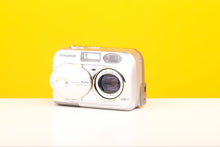 Load image into Gallery viewer, Fujifilm Finepix A204 Digital Camera