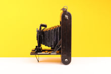 Load image into Gallery viewer, Goerz Rollfilm Tenax 120 Folding Film Camera