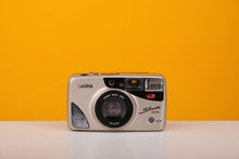 Load image into Gallery viewer, Halina Silhouette Zoom 35mm Point and Shoot Film Camera