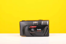 Load image into Gallery viewer, Kodak Star 335 35mm Point and Shoot Film Camera