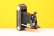 Load image into Gallery viewer, Kodak Six- 20 Junior 620 Film Folding Camera