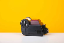 Load image into Gallery viewer, Nikon Speedlite SB-20 Flash