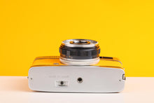 Load image into Gallery viewer, Olympus Trip 35 35mm Film Camera with Zuiko 40mm f2.8 Lens in Yellow