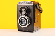 Load image into Gallery viewer, Lubitel 2 Vintage TLR 120 Medium Format Film Camera with Case