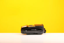 Load image into Gallery viewer, Olympus Trip AF-31 35mm Point and Shoot Film Camera