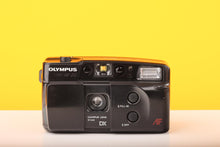 Load image into Gallery viewer, Olympus Trip AF 20 35mm Point and Shoot Film Camera