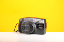 Load image into Gallery viewer, Pentax Zoom 105 Super 35mm Point and Shoot Film Camera