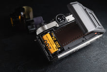 Load image into Gallery viewer, Pentax 17 35mm Half Frame Film Camera