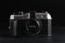 Load image into Gallery viewer, Pentax 17 35mm Half Frame Film Camera
