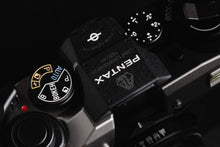 Load image into Gallery viewer, Pentax 17 35mm Half Frame Film Camera