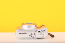 Load image into Gallery viewer, Panasonic Lumix DMC-LZ3 Digital Camera