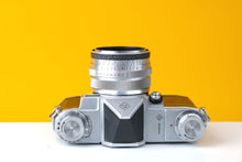 Load image into Gallery viewer, Praktina II A 35mm Film Camera with Carl Zeiss 50mm f2 Lens
