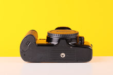 Load image into Gallery viewer, Canon EOS 500 35mm Film Camera Body