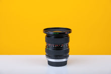 Load image into Gallery viewer, Sirius 18-28mm f/4.0-4.5 Auto Zoom Lens OM Mount