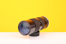 Load image into Gallery viewer, Tamron SP 70-210mm f3.5 Zoom Lens with Adaptall 2 Mount for Canon