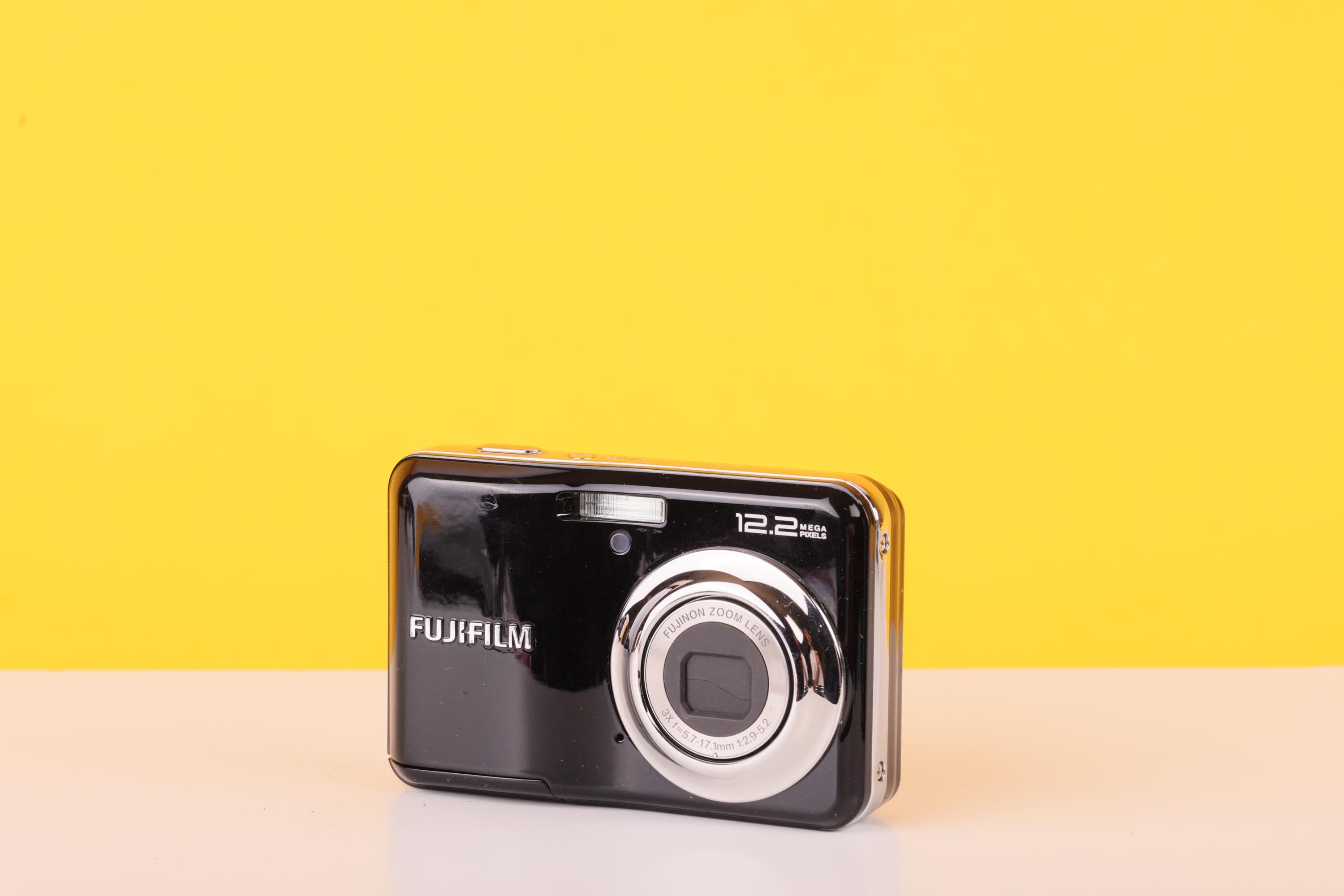 Fujifilm FinePix AX250 12.2MP Digital Compact Camera – Vintage