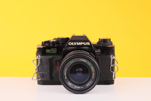 Load image into Gallery viewer, Olympus OM40 Program 35mm SLR Film Camera with Cobra 28mm f/2.5 Lens