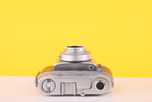 Load image into Gallery viewer, Beirette Modell II 35mm Film Camera with E. Ludwig 45mm f/2.9 Lens