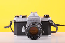 Load image into Gallery viewer, Asahi Pentax Spotmatic SP F 35mm SLR Film Camera with Super-Takumar 55mm f/2 Lens