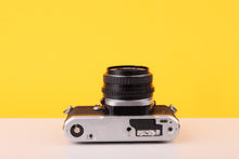 Load image into Gallery viewer, Pentax ME F 35mm SLR Film Camera + SMC Pentax-M 50mm f/1.7 Lens