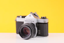 Load image into Gallery viewer, Asahi Pentax Spotmatic SP1000 35mm SLR Film Camera with 55mm f/2 Lens