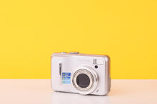 Load image into Gallery viewer, Samsung S1065 10.2MP Digital Compact Camera Silver