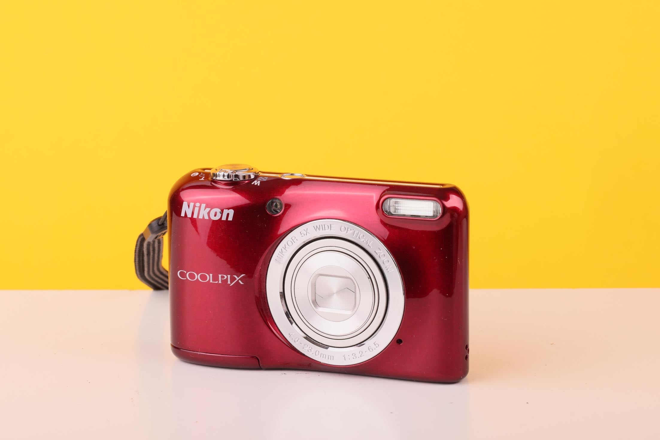 Nikon COOLPIX L27 16.1MP Digital Compact Camera 5x Optical Zoom