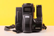 Load image into Gallery viewer, Ricoh Mirai 35–135mm Macro AF 35mm Film Camera