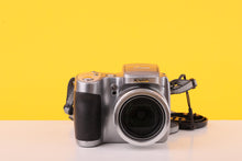 Load image into Gallery viewer, Kodak EasyShare Z740 5MP Digital Camera with 10x Optical Zoom