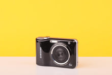 Load image into Gallery viewer, Samsung ES28 12.2MP 5x Optical Zoom Digital Compact Camera