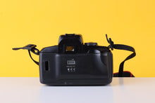 Load image into Gallery viewer, Canon EOS 700 QD 35mm SLR Film Camera with Canon Zoom 35-80mm f/4-5.6 Lens