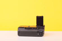 Load image into Gallery viewer, Canon Battery Grip BG-E3