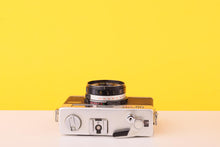 Load image into Gallery viewer, Ricoh 35 ZF 40mm f/2.8 35mm Film Rangefinder Camera