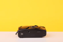 Load image into Gallery viewer, Canon Sure Shot 70 Zoom 35mm Film Point And Shoot Camera - Boxed