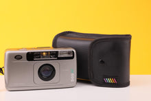 Load image into Gallery viewer, Boots 500 AF 35mm Point And Shoot Film Camera with case