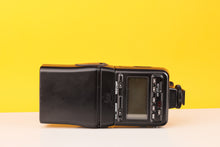 Load image into Gallery viewer, Nikon Speedlight SB-24 Flash with Case