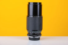 Load image into Gallery viewer, Vivitar 80-200mm f/4.5 Zoom Lens For Olympus