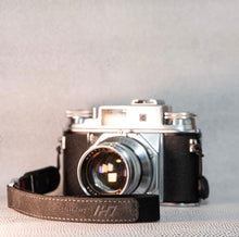 Load image into Gallery viewer, wriststrapblack Levo alcantara black