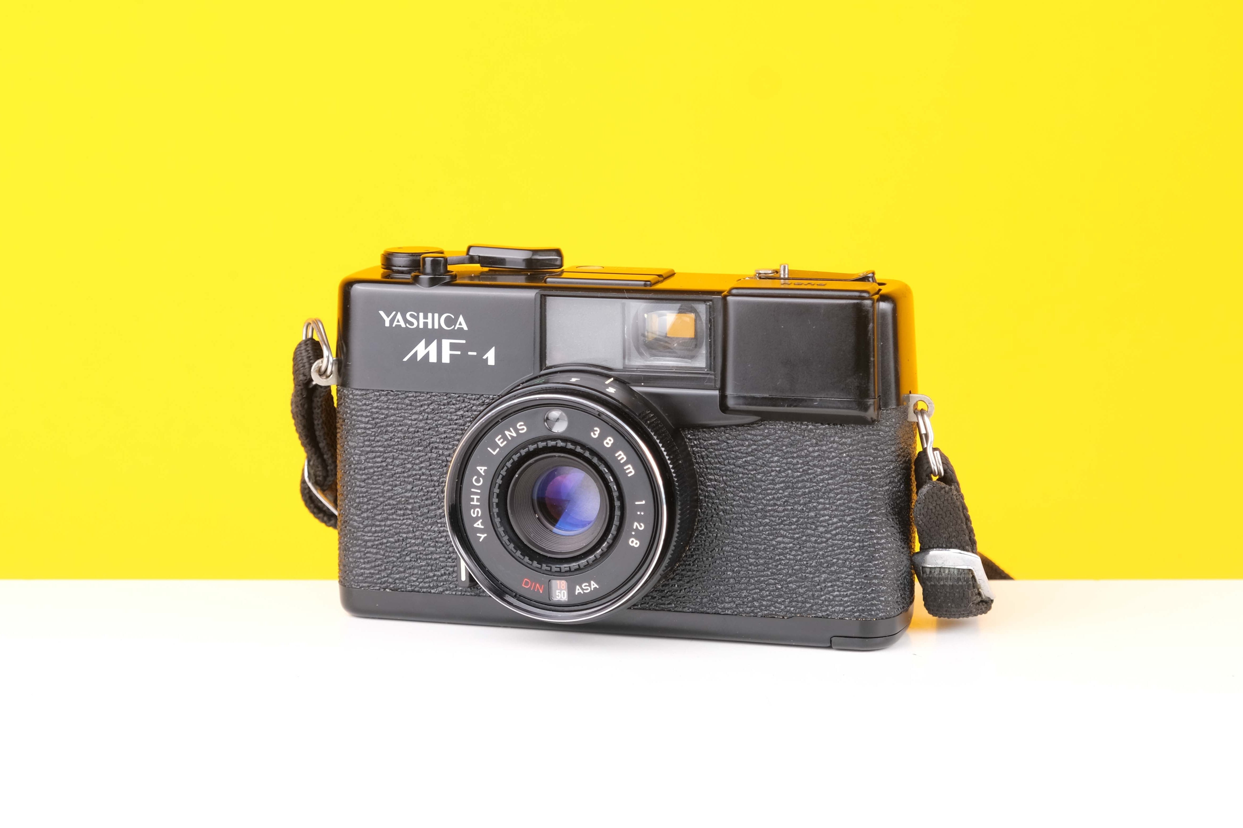 YASHICA MF1 ブラック&ブラウン Câmera Fotográfica Antiga Yashica Mf-1 Analógica Manual | MercadoLivre