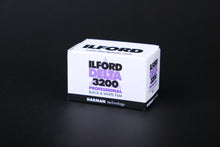 Load image into Gallery viewer, Ilford Delta 3200 35mm Black And White Film