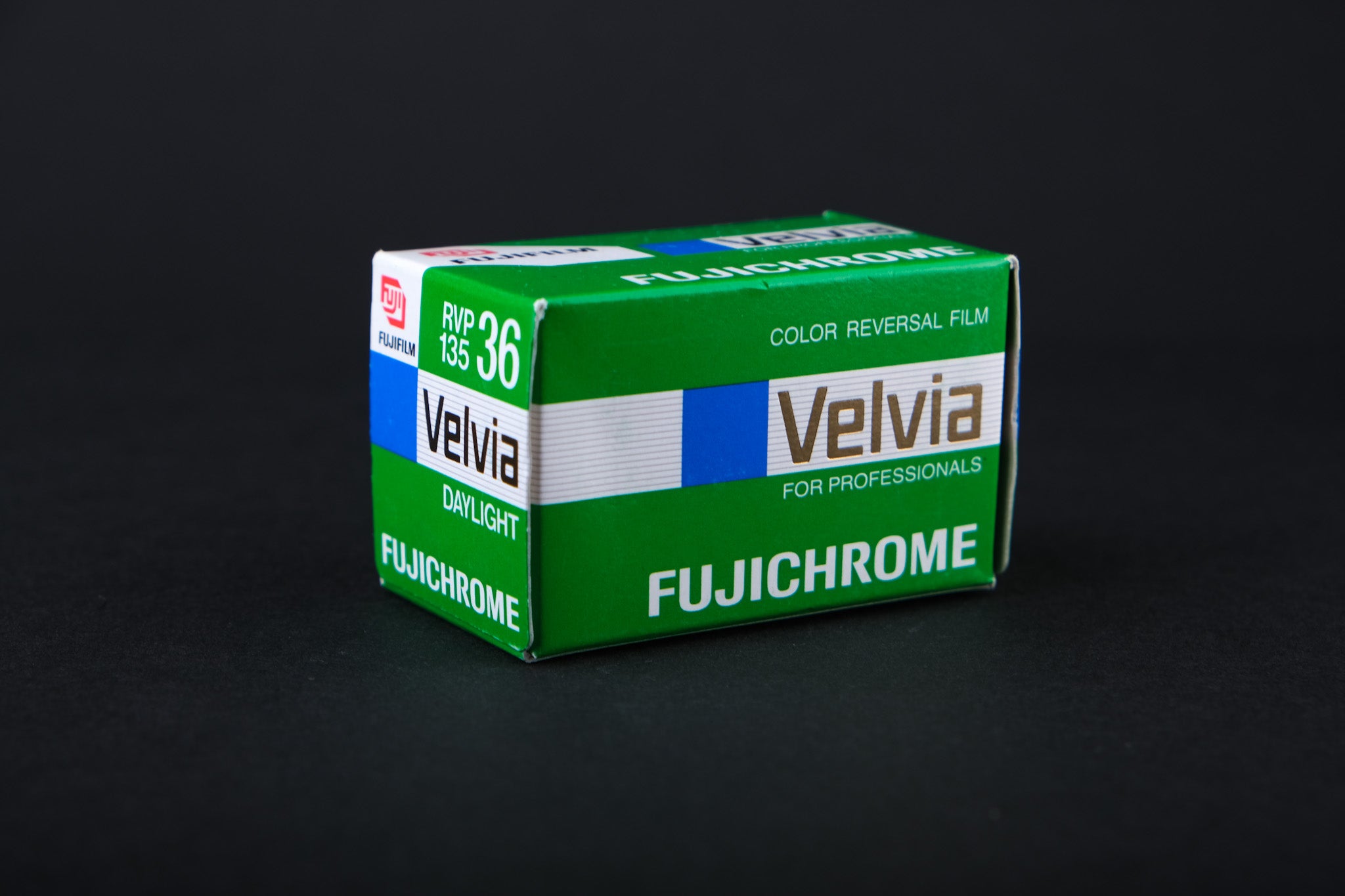 Fujichrome Velvia Daylight 35mm Expired Slide Film 36 Exposures
